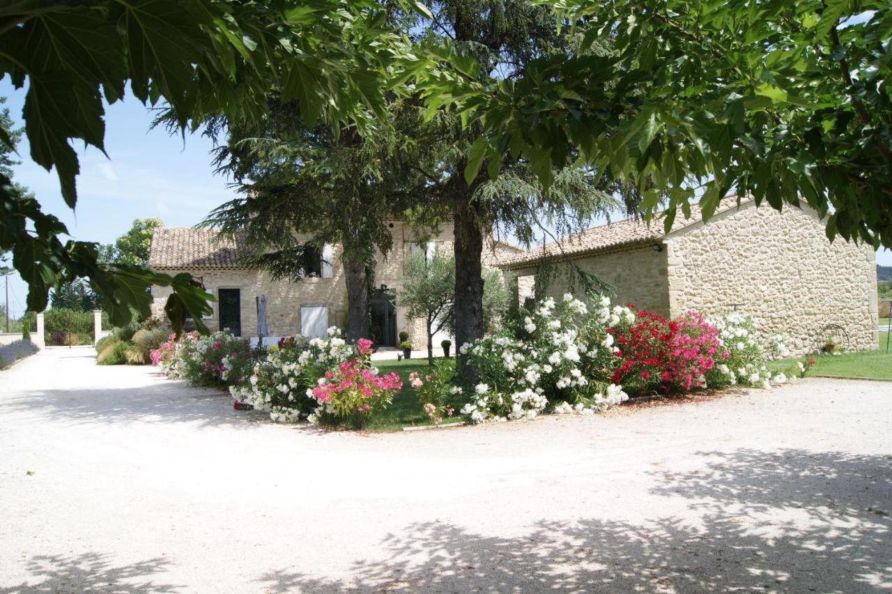 Robion en Luberon B&B Dans Mas En Pierres المظهر الخارجي الصورة
