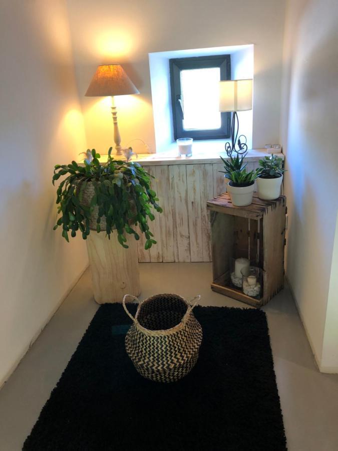 Robion en Luberon B&B Dans Mas En Pierres المظهر الخارجي الصورة